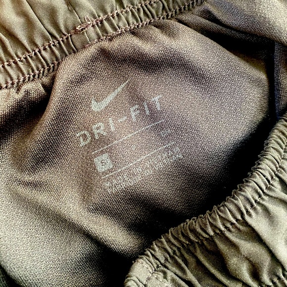Nike Dri-FIT Shorts - Picture 3 of 5